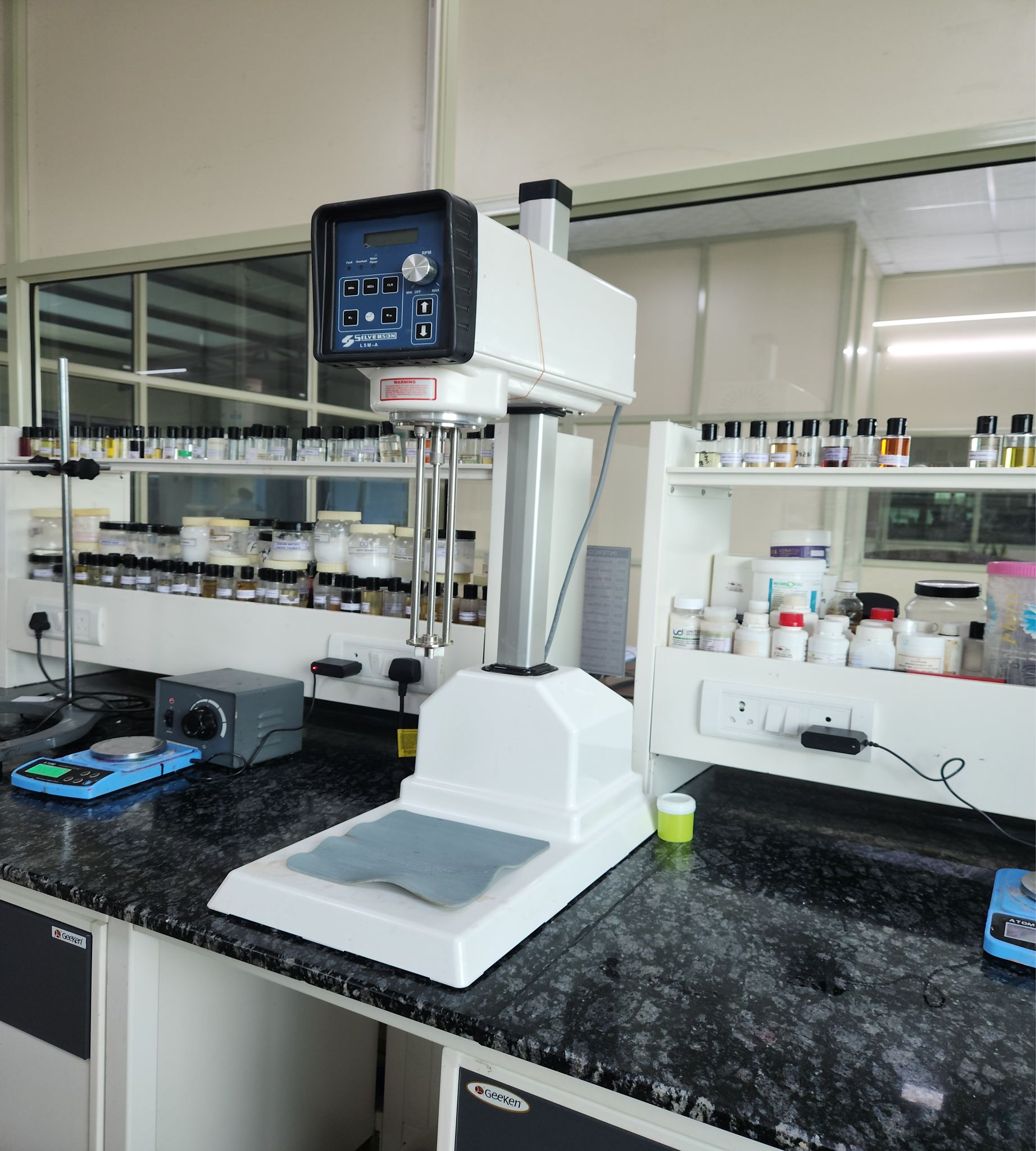 Silverson L5M-A Homogenizer in R&D Lab